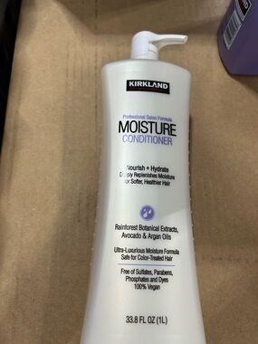 Kirkland Signature Moisture Conditioner - avocado and argan oils